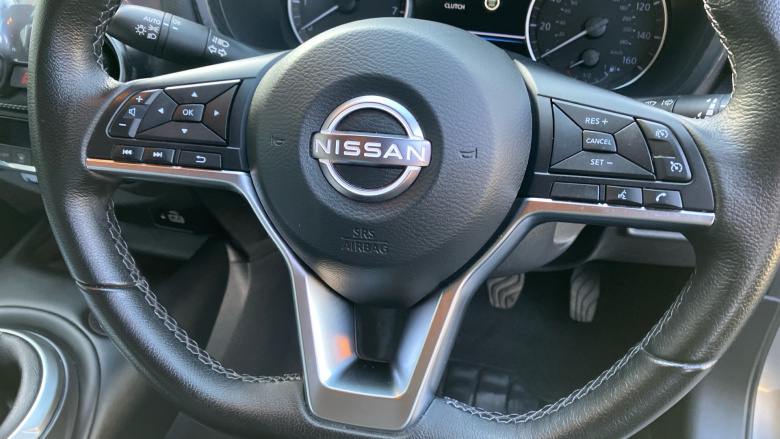 Nissan Juke 1.0 DiG-T 114 N-Connecta 5dr Petrol Hatchback